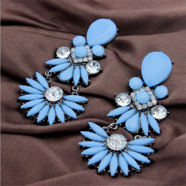 Wholesale Cheap Jewelry New 2015 Women Luxury Bohemia Resin Beads Earrings Exaggerated Rhinestone Statement Drop Earrings 
Wholesale Cheap Jewelry New 2015 Women Luxury Bohemia Resin Beads Earrings Exaggerated Rhinestone Statement Drop Earrings