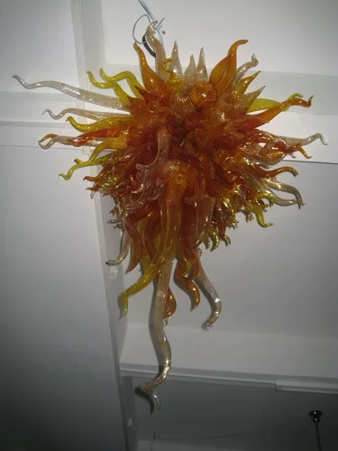 Vintage Amber Color Light Fixture of Ceiling Light 
Vintage Amber Color Light Fixture of Ceiling Light