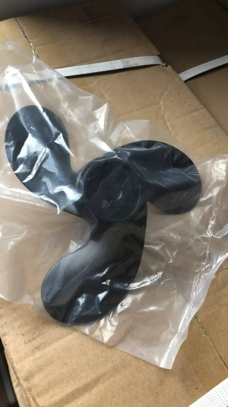 Free Shipping Aluminum 12 mm Propeller 71/4x6 for Mercury 2.5M Shaft outboard Motor Accessories
Free Shipping Aluminum 12 mm Propeller 71/4x6 for Mercury 2.5M Shaft outboard Motor Accessories