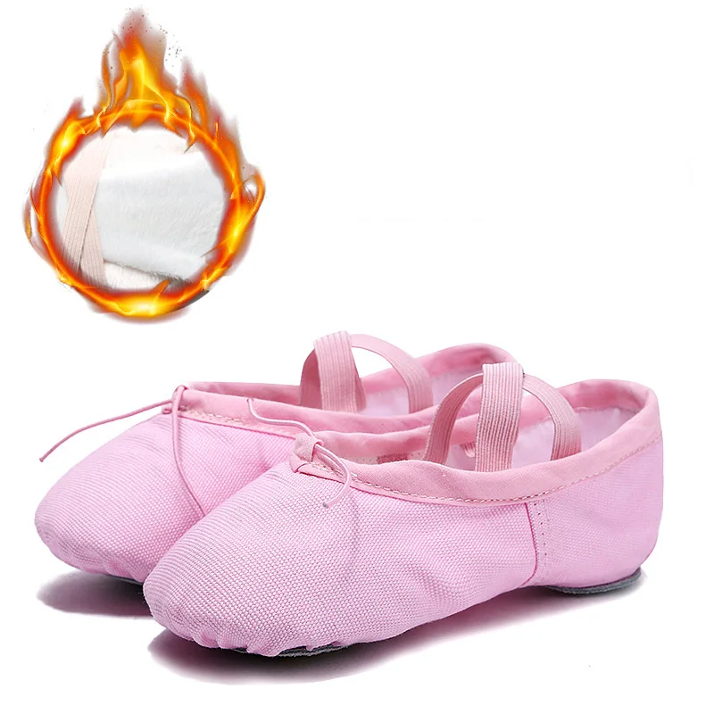 Canvas plus Velet Ballet Dancing Shoes Soft Sole Keep Warm Ballet Shoes Dance For Girl Kids Children Women 3 Color wholesale B28
Canvas plus Velet Ballet Dancing Shoes Soft Sole Keep Warm Ballet Shoes Dance For Girl Kids Children Women 3 Color wholesale B28