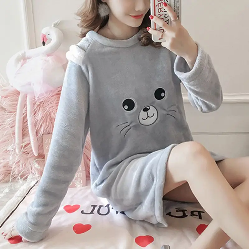 Autumn Winter Warm Flannel Nightgown Home Wear Lovely Nightgowns For Women Girl Sleepwear Nightgown Send Hair Band
Autumn Winter Warm Flannel Nightgown Home Wear Lovely Nightgowns For Women Girl Sleepwear Nightgown Send Hair Band