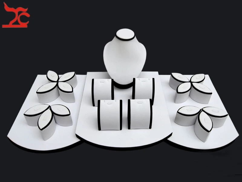 Ring Necklace Pendant Combination Jewelry Display Set Wood Counter Display Stand for Necklace Ring Holder Window Showcase Kit
Ring Necklace Pendant Combination Jewelry Display Set Wood Counter Display Stand for Necklace Ring Holder Window Showcase Kit