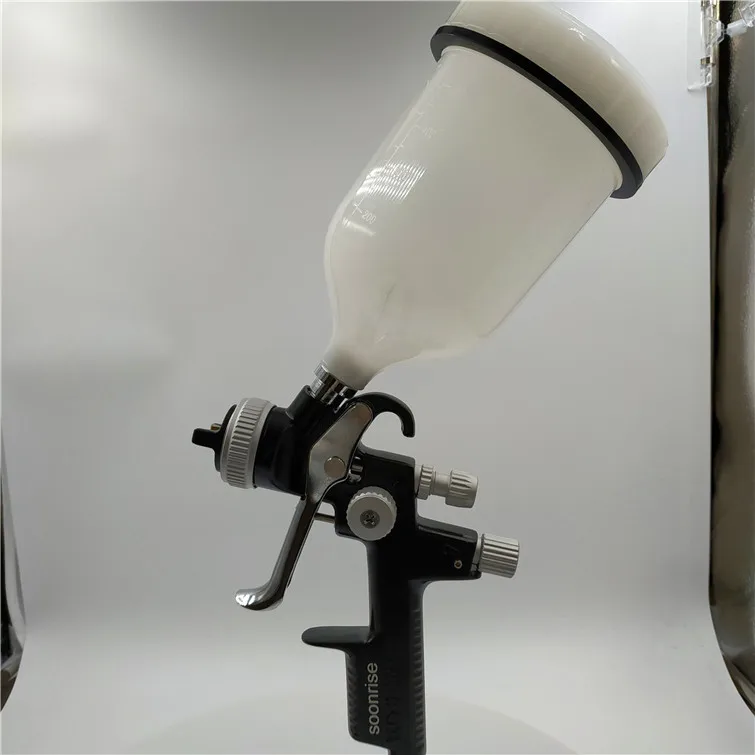 free shipping, SOONRISE 2000 spray gun air painting gun, Automotive car painting gun,600cc plastic cup gravity feed type 1.3mm
free shipping, SOONRISE 2000 spray gun air painting gun, Automotive car painting gun,600cc plastic cup gravity feed type 1.3mm