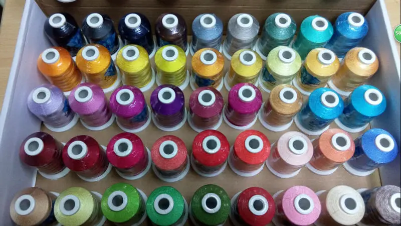 Hot Selling Simthread 1000m/cone 120D/2polyester home machine embroidery thread with 112pcs+50 A bobbin/kit +DHL Free shipping!!
Hot Selling Simthread 1000m/cone 120D/2polyester home machine embroidery thread with 112pcs+50 A bobbin/kit +DHL Free shipping!!