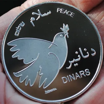 10 pcs The Peace Pigeon bird Palestine Dinars badge silver plated badge 40 mm banner souvenir decoration coin
10 pcs The Peace Pigeon bird Palestine Dinars badge silver plated badge 40 mm banner souvenir decoration coin