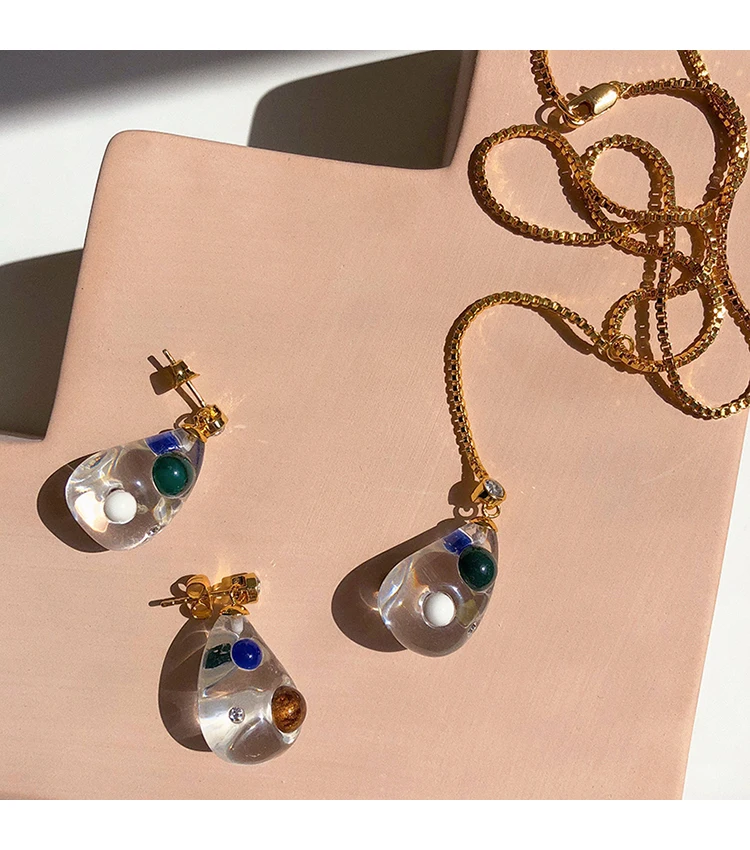 New dripping opal earrings women colorful opal inlaid fashion fancy transparent resin transparent earrings net red High end
New dripping opal earrings women colorful opal inlaid fashion fancy transparent resin transparent earrings net red High end