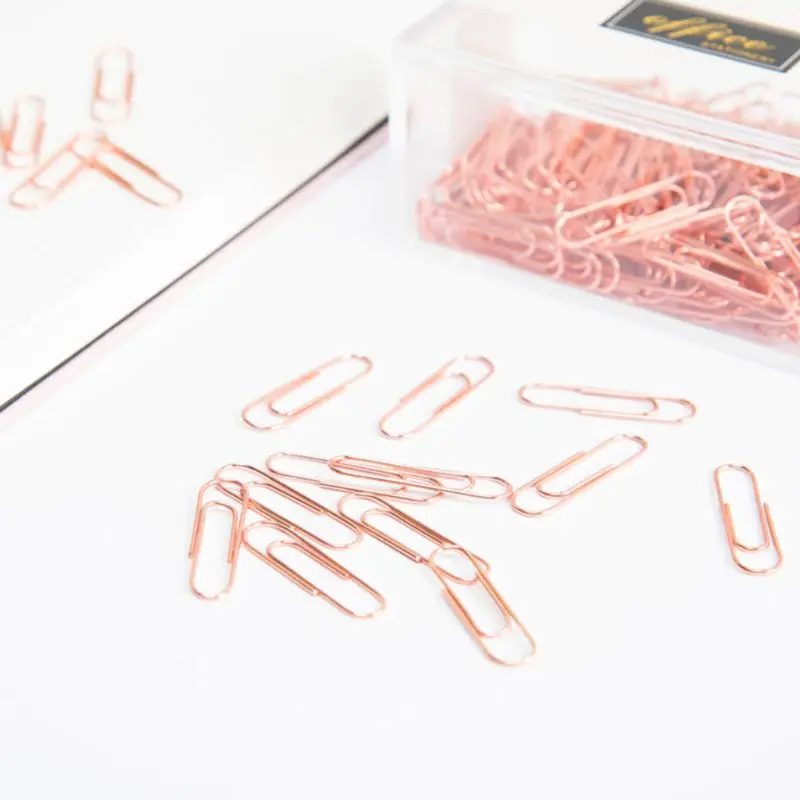 200pcs/box Rose Gold Romantic Small Mini Metal Paper Clips Bookmarks Photos Letter Binder Clip Stationery School Office Supplies
200pcs/box Rose Gold Romantic Small Mini Metal Paper Clips Bookmarks Photos Letter Binder Clip Stationery School Office Supplies