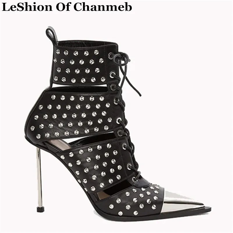 Punk Rock Metal Cap Toe Street Boots Women's Plus Size 34-43 Stiletto Lace up Cut Out Studded Ladies Motorcycle Boots Rivet Shoe
Punk Rock Metal Cap Toe Street Boots Women's Plus Size 34-43 Stiletto Lace up Cut Out Studded Ladies Motorcycle Boots Rivet Shoe