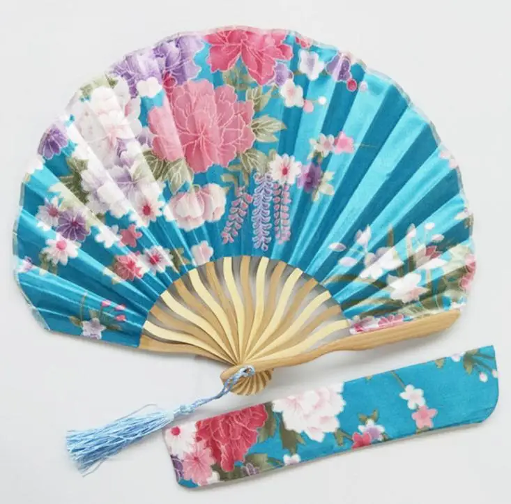 Free Shipping 100pcs Personalized Cherry Blossom Design Round Cloth Folding Hand Fan with Gift bag Wedding Gifts for Guests
Free Shipping 100pcs Personalized Cherry Blossom Design Round Cloth Folding Hand Fan with Gift bag Wedding Gifts for Guests