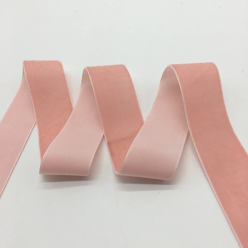 3 yards/lot 1"(25mm)Wide Light pink Velvet Ribbon Headband Clips Bow Wedding Decoration
3 yards/lot 1"(25mm)Wide Light pink Velvet Ribbon Headband Clips Bow Wedding Decoration