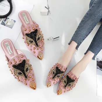 New European / American Style Rivet Rhinestone Women'S Slides Fashion Cool Pointed Toe Comfortable Flat Slippers Female Shoes
New European / American Style Rivet Rhinestone Women'S Slides Fashion Cool Pointed Toe Comfortable Flat Slippers Female Shoes