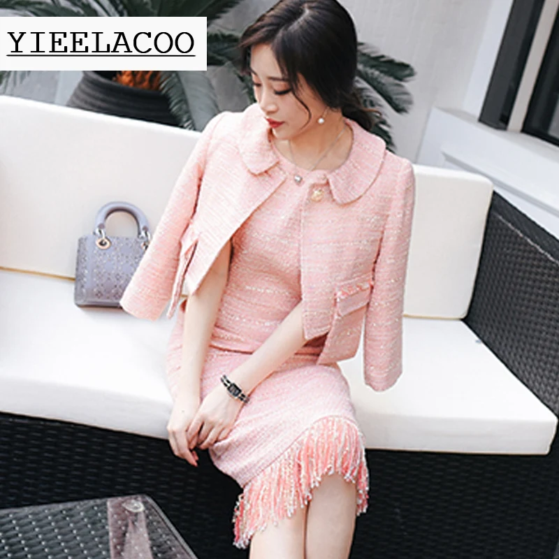 Tweed jacket + dress suit tassel high-end fabric 2019 spring / autumn women's coat 5 points sleeve ladies 2 dress sets
Tweed jacket + dress suit tassel high-end fabric 2019 spring / autumn women's coat 5 points sleeve ladies 2 dress sets