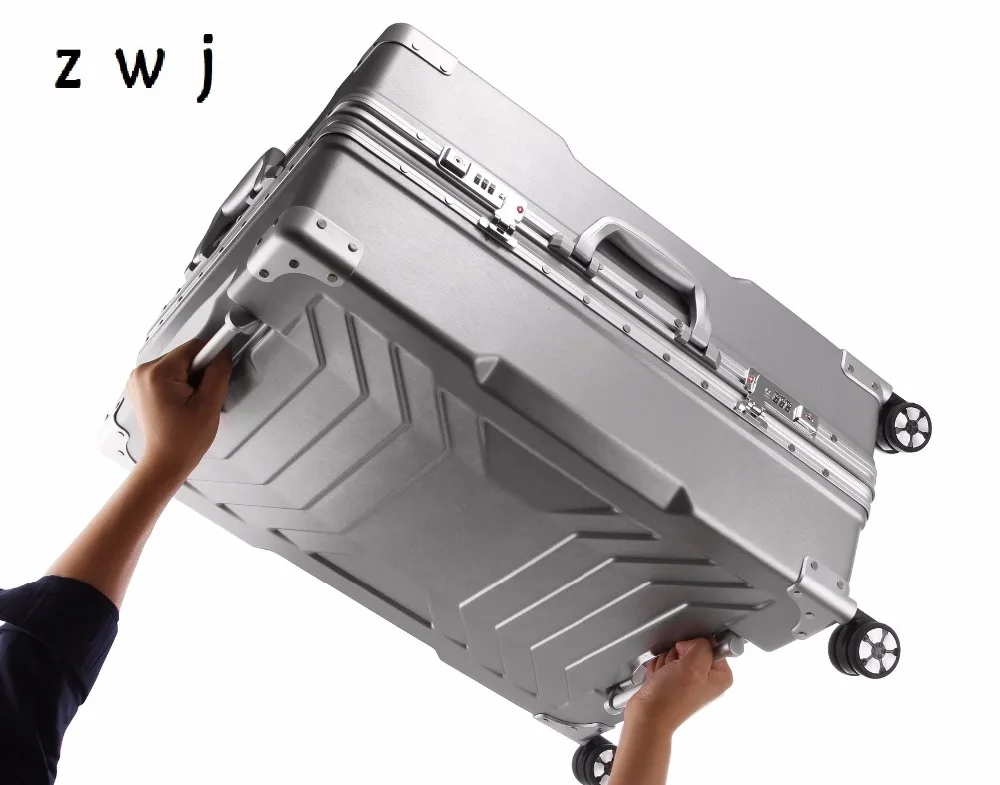 2017 Creative Aluminum frame spinner rolling luggage trolley wheels aluminum suitcase
2017 Creative Aluminum frame spinner rolling luggage trolley wheels aluminum suitcase