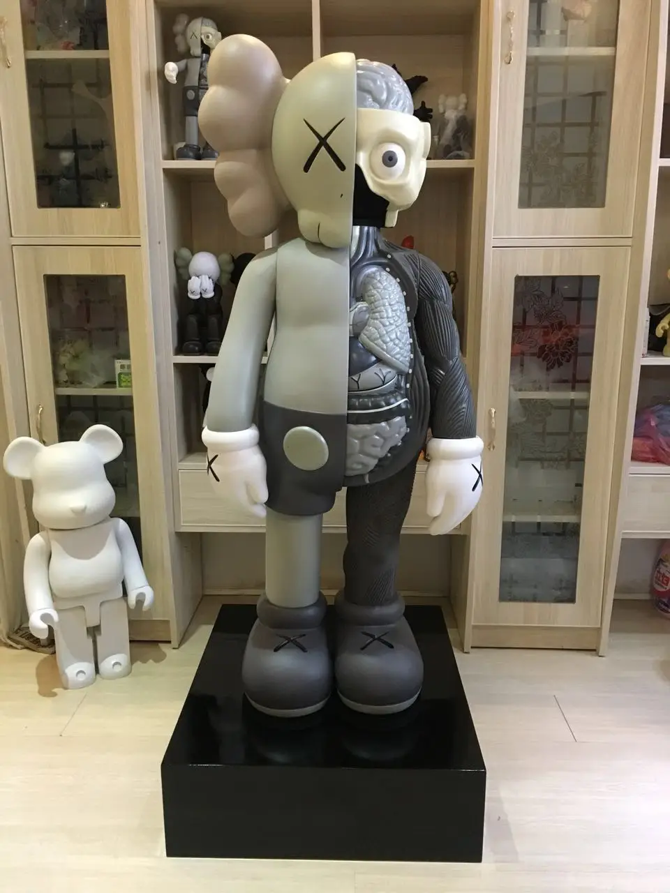 Wholesale Movie & Games At 1,003.71, Get New Original Fake KAWS 130cm
