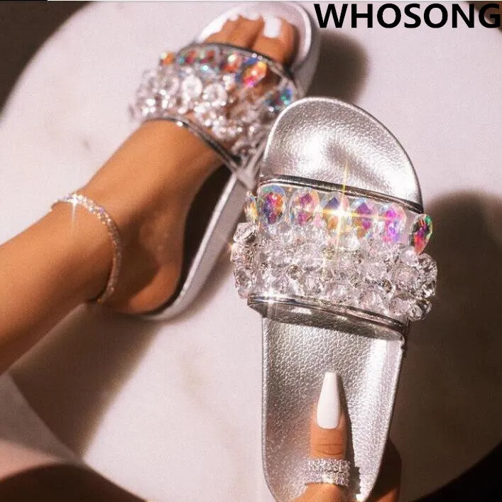Factory direct 2019 new women crystal inlaid bright shiny non-slip rubber flip flop Fashionable/durable outdoor home slippers
Factory direct 2019 new women crystal inlaid bright shiny non-slip rubber flip flop Fashionable/durable outdoor home slippers