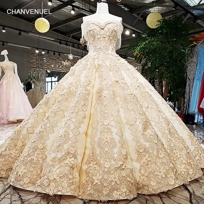 LS65411-1 big skirt bridal gown sleeveless golden champagne color evening dress with lace tain buy direct from china online shop
LS65411-1 big skirt bridal gown sleeveless golden champagne color evening dress with lace tain buy direct from china online shop