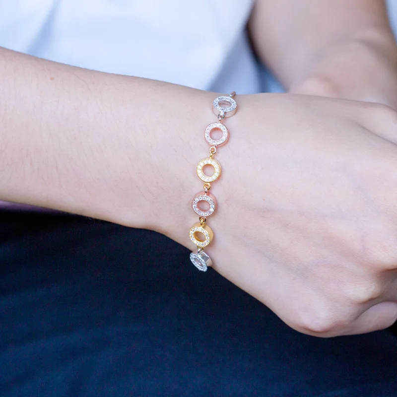 Huitan 2018 New Design Tennis Bracelet with Three Tone Circle Style Friendship Charm Bracelets for Women Wholesale Lots Bulk
Huitan 2018 New Design Tennis Bracelet with Three Tone Circle Style Friendship Charm Bracelets for Women Wholesale Lots Bulk