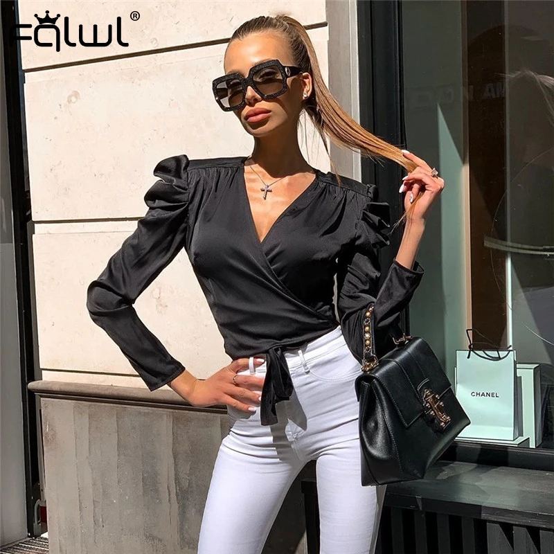FQLWL Pleated Bandage Sexy Blouse Women Crop Top Deep V Neck Black White Puff Sleeve Summer Blouse Shirt Female Ladies Blusas
FQLWL Pleated Bandage Sexy Blouse Women Crop Top Deep V Neck Black White Puff Sleeve Summer Blouse Shirt Female Ladies Blusas