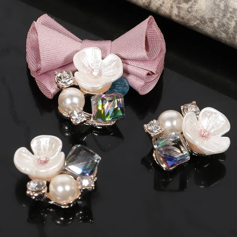 2019New 100Pcs AB Square Flower Rhinestone Pearl Button for DIY Hair Accessories and Wedding Earrings Decoration RM199
2019New 100Pcs AB Square Flower Rhinestone Pearl Button for DIY Hair Accessories and Wedding Earrings Decoration RM199