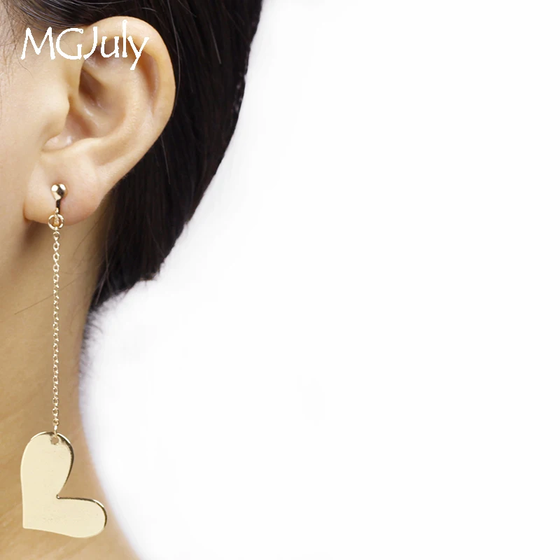 Fashion Heart Earrings No Hole Ear Clips Gold color Metal Heart Clip Earring Without Piercing Women Geometric Long Earring CE116
Fashion Heart Earrings No Hole Ear Clips Gold color Metal Heart Clip Earring Without Piercing Women Geometric Long Earring CE116