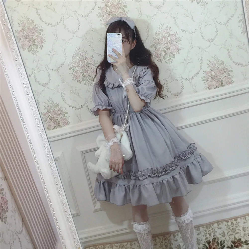 Summer Lolita daily gray low-key Palace French style dress original design ruffles
Summer Lolita daily gray low-key Palace French style dress original design ruffles