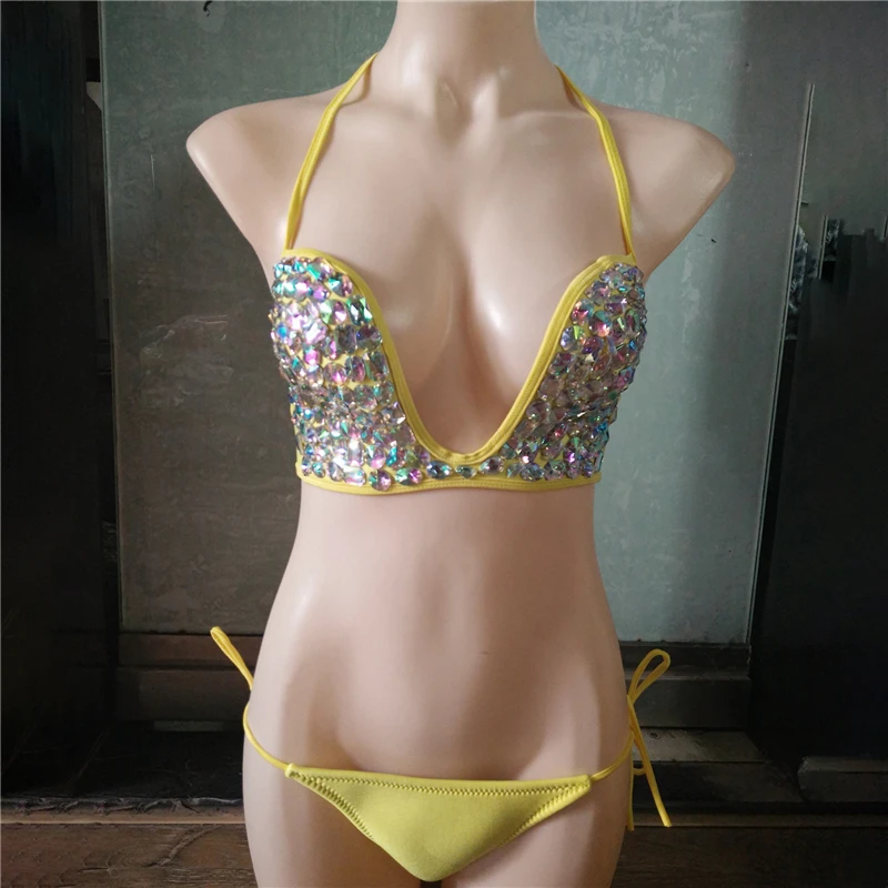 Shiny Colorful Gems Bikini Set Women Halter Bandage Bra Sexy Thong Panty Bathing Suits Summer Beach Swimsuit Brazilian Biquini
Shiny Colorful Gems Bikini Set Women Halter Bandage Bra Sexy Thong Panty Bathing Suits Summer Beach Swimsuit Brazilian Biquini