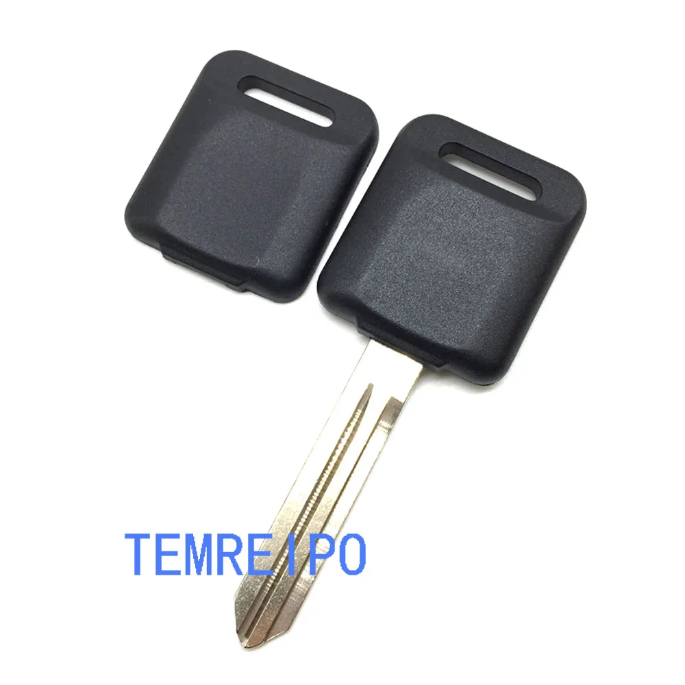 

20pcs/lot trasponder car chip key shell for nissan tiida qashqai X-TRAIL Rogue Versa Titan Pathfinder Sentra key case