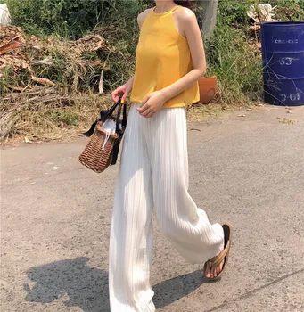 Spring and summer Korean version loose thin lazy wind high waist elastic band wide leg pants female temperament pleated mopping
Spring and summer Korean version loose thin lazy wind high waist elastic band wide leg pants female temperament pleated mopping