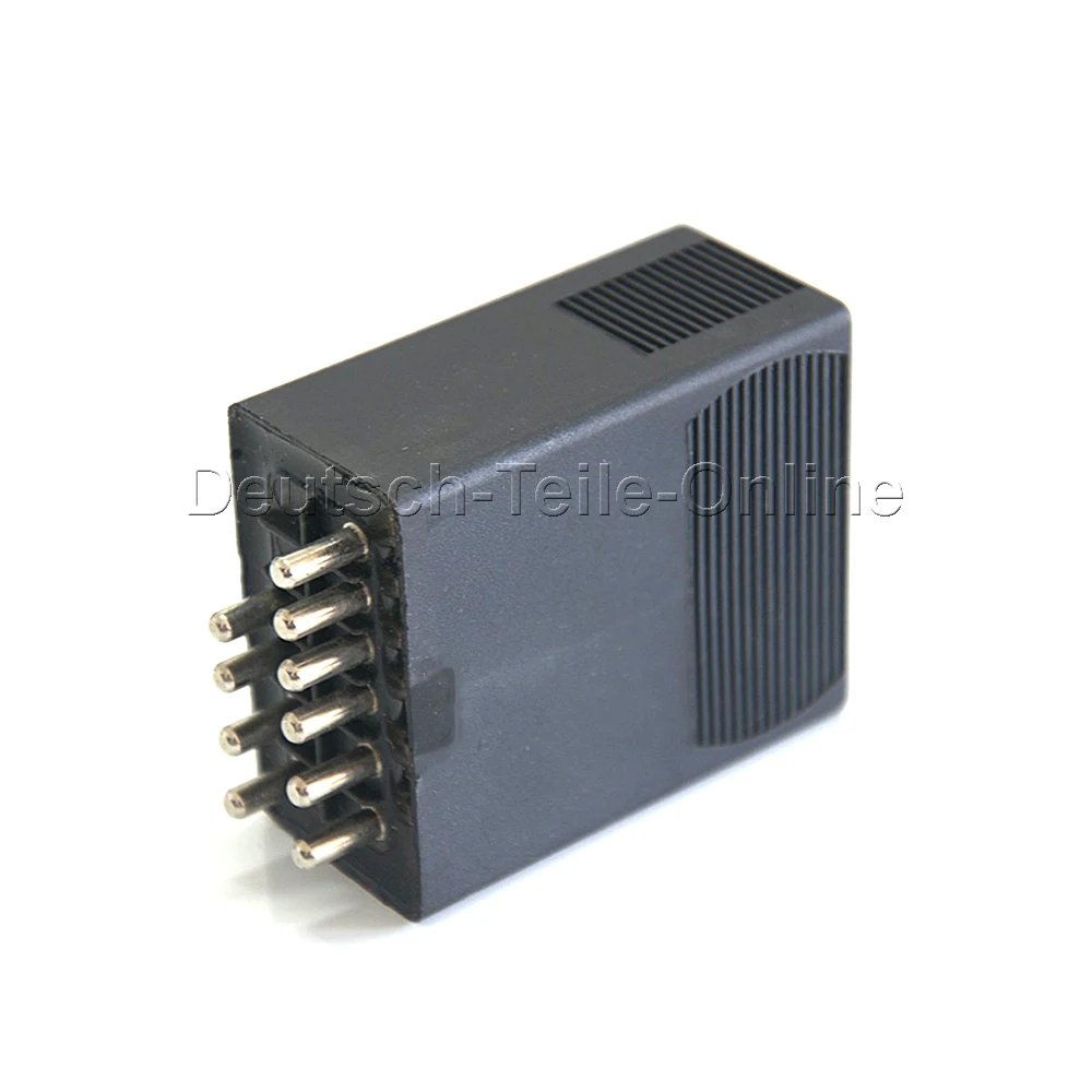AP01 Fuel Pump Relay For Mercedes-Benz 190E 260E 300E 300TE 300SE 300CE 0025455205 0035451705 0035452405
AP01 Fuel Pump Relay For Mercedes-Benz 190E 260E 300E 300TE 300SE 300CE 0025455205 0035451705 0035452405