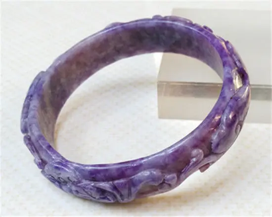 A464 UNIQUE VINTAGE HAND-CARVED CHINESE PURPLE JADEITE JADE BANGLE BRACELET 64MM a 5.19
A464 UNIQUE VINTAGE HAND-CARVED CHINESE PURPLE JADEITE JADE BANGLE BRACELET 64MM a 5.19