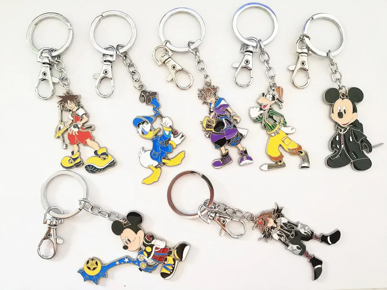 Game Kingdom Hearts Figure Mobile Chain Key Chains Keychain Necklace Metal Pendant Keyring Cosplay
Game Kingdom Hearts Figure Mobile Chain Key Chains Keychain Necklace Metal Pendant Keyring Cosplay