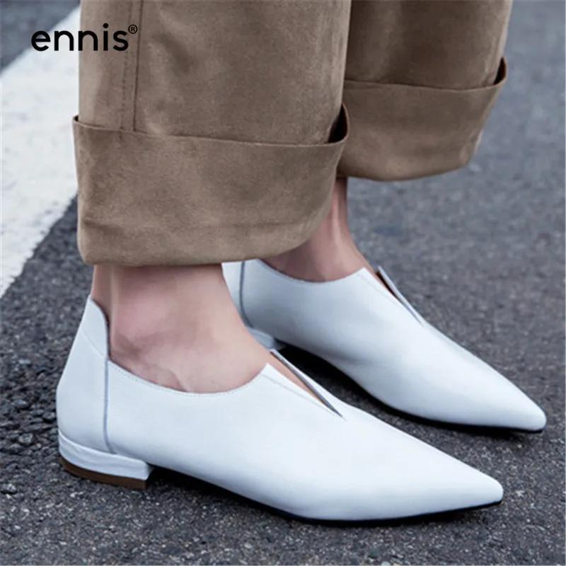 ENNIS 2019 V Neck Genuine Leather Soft Skin Spring Modern Girl Pointed Toe Slip On Casual Flats Young Lady Pregnant Shoes C840
ENNIS 2019 V Neck Genuine Leather Soft Skin Spring Modern Girl Pointed Toe Slip On Casual Flats Young Lady Pregnant Shoes C840