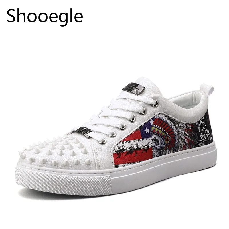 Men Fashion Rivets Casual Shoes Street Style Graffiti Print Sneakers Lace Up Punk Shoes Men Zapatillas Hombre
Men Fashion Rivets Casual Shoes Street Style Graffiti Print Sneakers Lace Up Punk Shoes Men Zapatillas Hombre