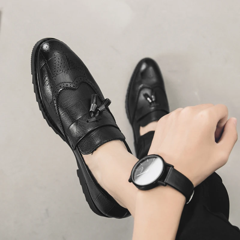 Leather Men's Casual Shoes Fashion Loafers Moccasins Male Driving Flats Lightweight Shoes Men 5
Leather Men's Casual Shoes Fashion Loafers Moccasins Male Driving Flats Lightweight Shoes Men 5