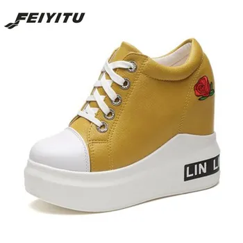 FeiYiTu Women's Breathable Sneakers Platform PU Leather Shoes Women Height Increased Shoes 11 CM Rose Embroidery Shoes Eu 34-39
FeiYiTu Women's Breathable Sneakers Platform PU Leather Shoes Women Height Increased Shoes 11 CM Rose Embroidery Shoes Eu 34-39