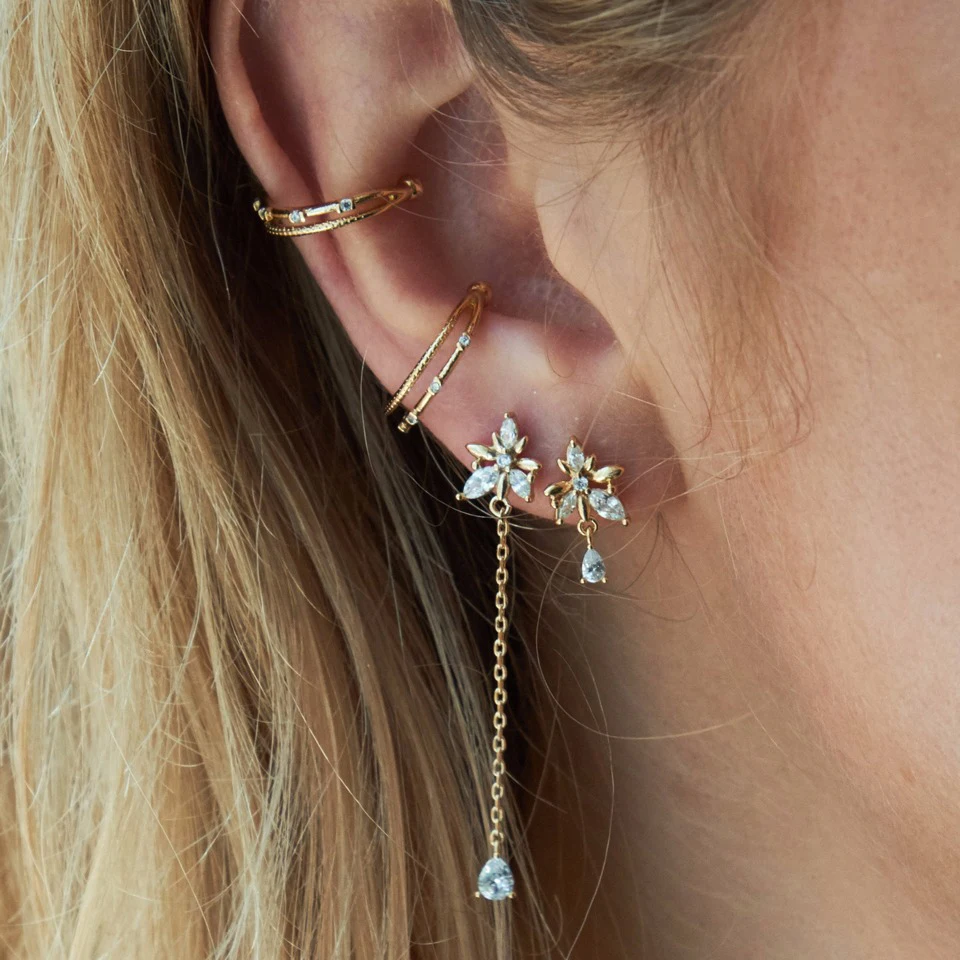 2018 Xmas Korean key chain stone Earrings Tassel Fashion flower Earrings Chain Metal Texture Earring Wholesale Statement jewelry
2018 Xmas Korean key chain stone Earrings Tassel Fashion flower Earrings Chain Metal Texture Earring Wholesale Statement jewelry