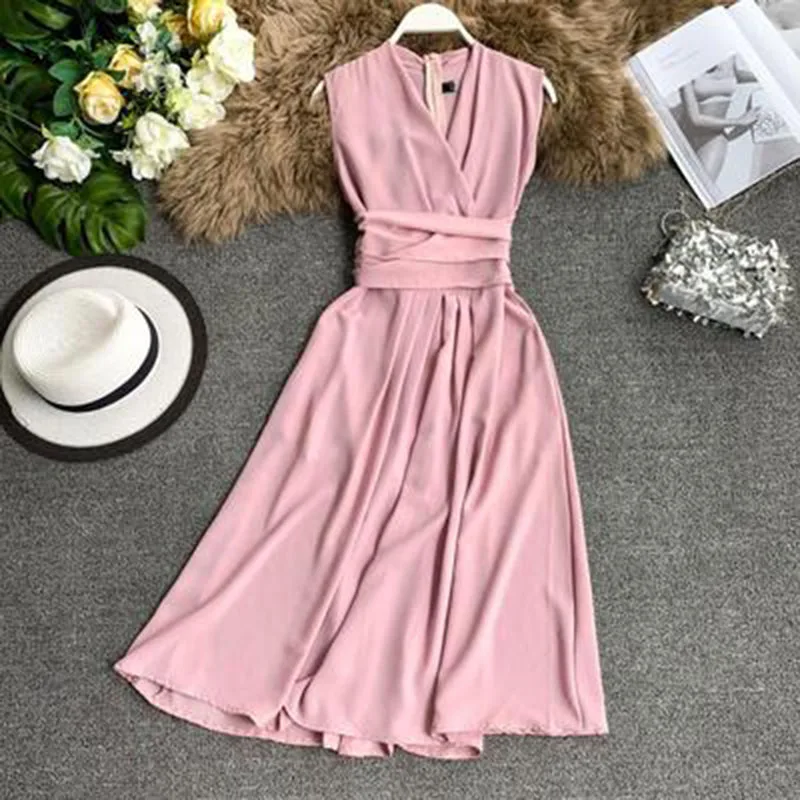 2019 summer new beach style holiday women dresses v-neck solid sleeveless bow slim lady elegant dresses top quality
2019 summer new beach style holiday women dresses v-neck solid sleeveless bow slim lady elegant dresses top quality