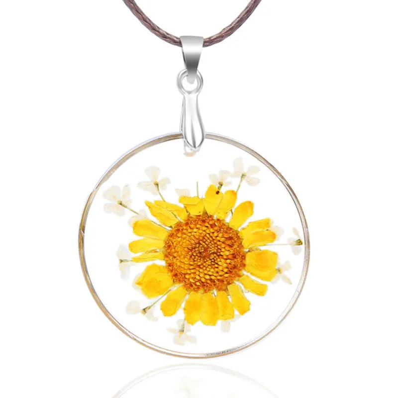 Original Photo Frame Dry Sunflower Necklace Hand made Dipping Daisy Jewelry Female Pendant Gift DIY Accessory Rope Sweater Chain
Original Photo Frame Dry Sunflower Necklace Hand made Dipping Daisy Jewelry Female Pendant Gift DIY Accessory Rope Sweater Chain