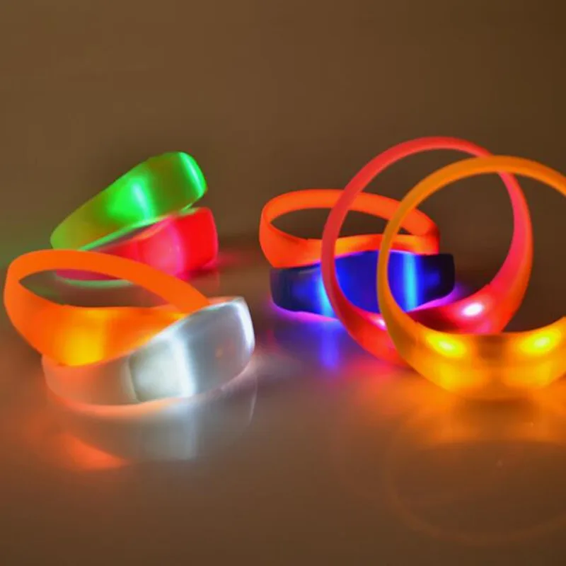LED Light Wristband Voice Control Flashing Bracelet Bangle Cheer Props Rave Glow Party Concert Bar Toy Gift
LED Light Wristband Voice Control Flashing Bracelet Bangle Cheer Props Rave Glow Party Concert Bar Toy Gift