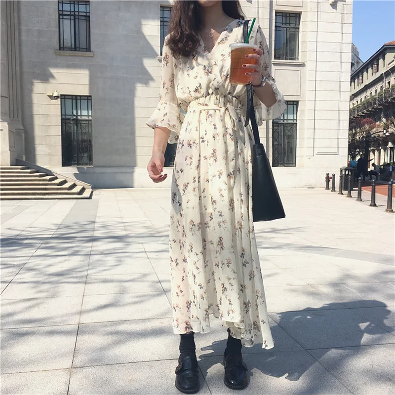 Spring Elegant Chiffon Dresses Women Fresh Temperament V Neck Flare Sleeve High Waist Elastic Bandage Sweet Female Long Dress
Spring Elegant Chiffon Dresses Women Fresh Temperament V Neck Flare Sleeve High Waist Elastic Bandage Sweet Female Long Dress