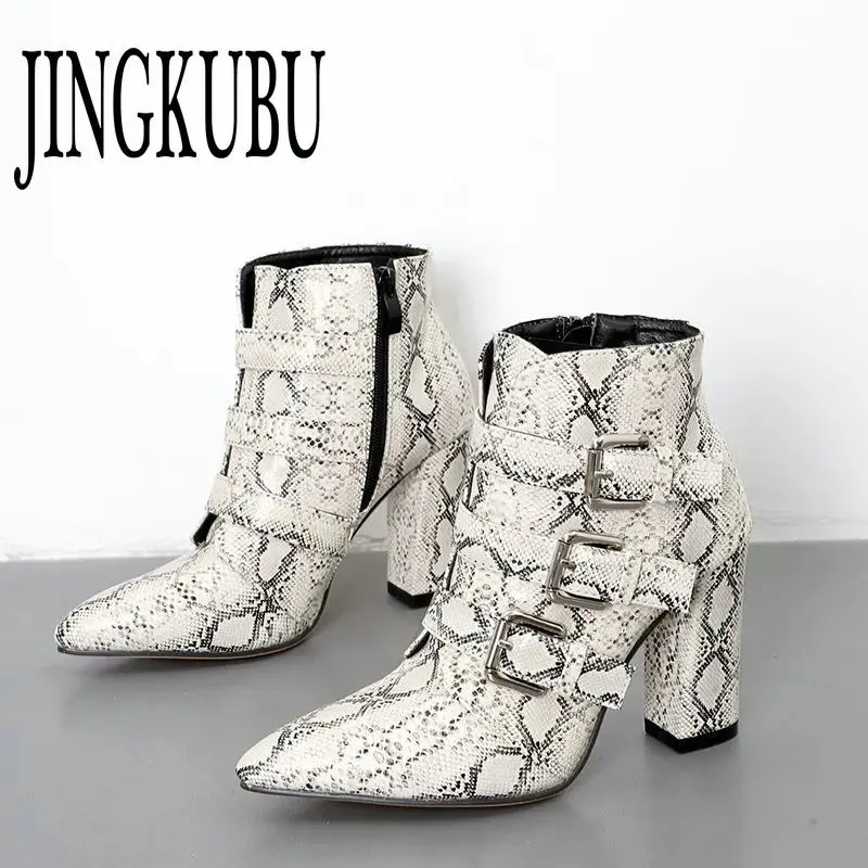 JINGKUBU Fashion Serpentin Print Women's Boots 2018 New Arrival Zip Buckle Pointed Toe Shoes High Heels Females Botas Size 35-40
JINGKUBU Fashion Serpentin Print Women's Boots 2018 New Arrival Zip Buckle Pointed Toe Shoes High Heels Females Botas Size 35-40