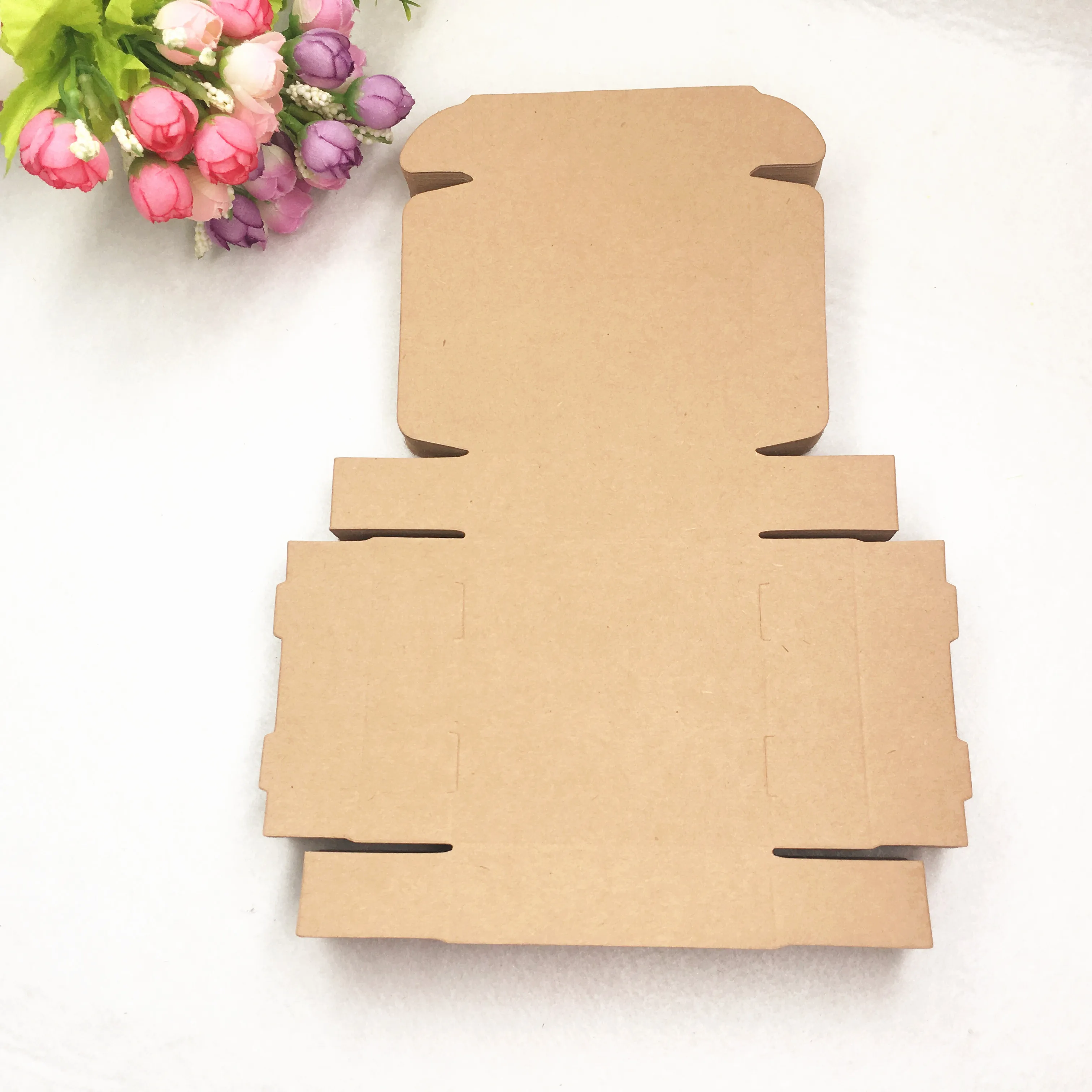 20 Pcs Natural Brown Kraft Paper Small Gifts Packaging Box Carton Paperboard Wedding Party DIY Supply Packing Box
20 Pcs Natural Brown Kraft Paper Small Gifts Packaging Box Carton Paperboard Wedding Party DIY Supply Packing Box