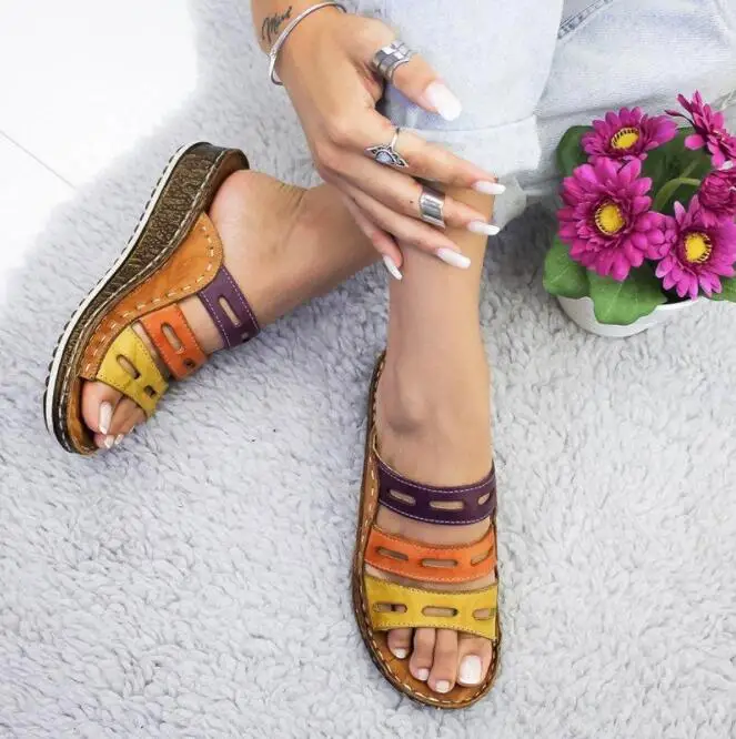 2019 summer large size muffin bottom thick color matching female sandals and slippers women casual ladies slippers a062
2019 summer large size muffin bottom thick color matching female sandals and slippers women casual ladies slippers a062