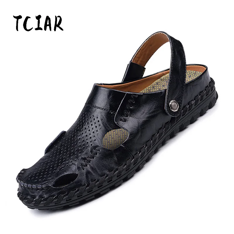 Mens Genuine Leather Sandals 2018 Summer Hot Beach Shoes Handmade Casual Slip-on Breathable Protect Toe Flip Flops DS010
Mens Genuine Leather Sandals 2018 Summer Hot Beach Shoes Handmade Casual Slip-on Breathable Protect Toe Flip Flops DS010