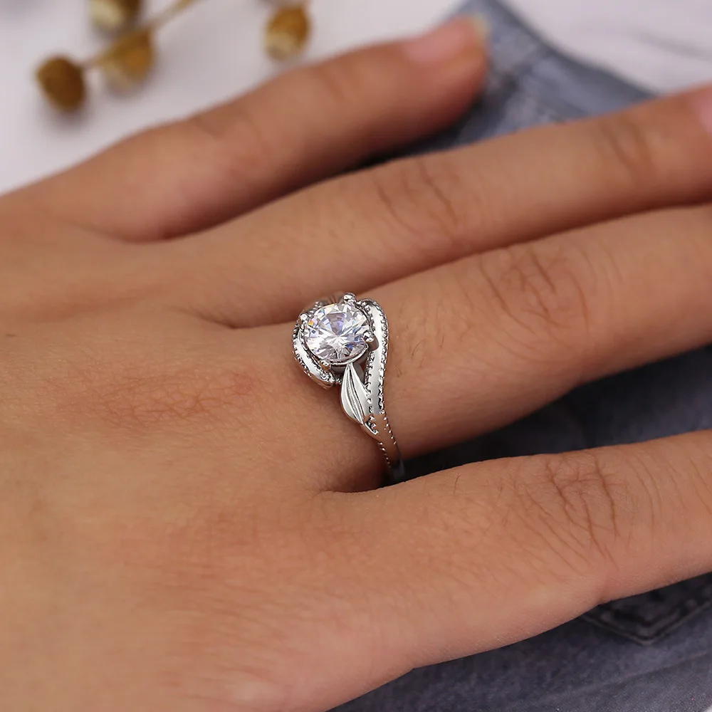 Simple Micro-inlay Zirconia Ladies Rings Exquisite Engagement Wedding Rings for Women Fashion Bridal Jewelry Anillos
Simple Micro-inlay Zirconia Ladies Rings Exquisite Engagement Wedding Rings for Women Fashion Bridal Jewelry Anillos