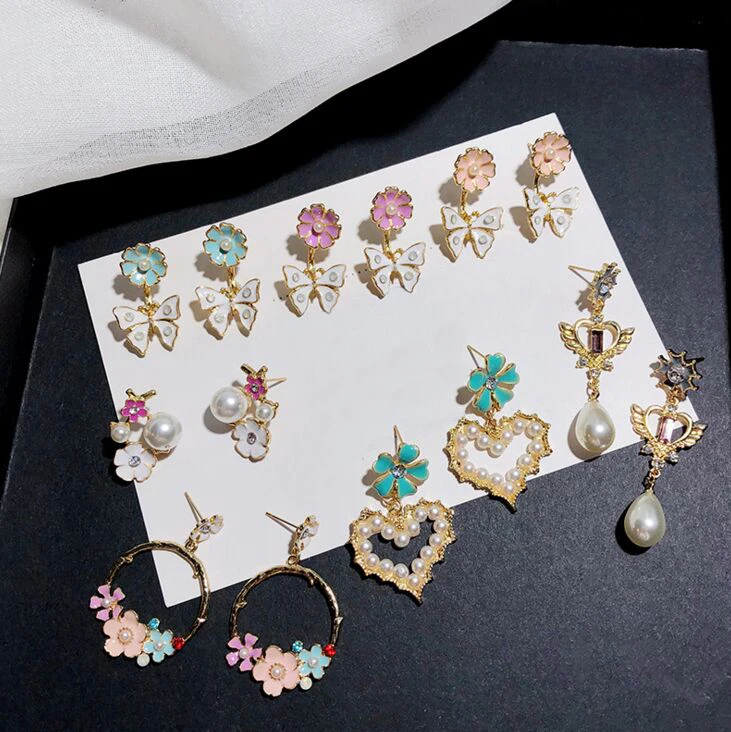 Women's colorful pearls butterfly flowers Earrings heart shape lovely korean style delicate elegant cute fashion Drop Earrings
Women's colorful pearls butterfly flowers Earrings heart shape lovely korean style delicate elegant cute fashion Drop Earrings