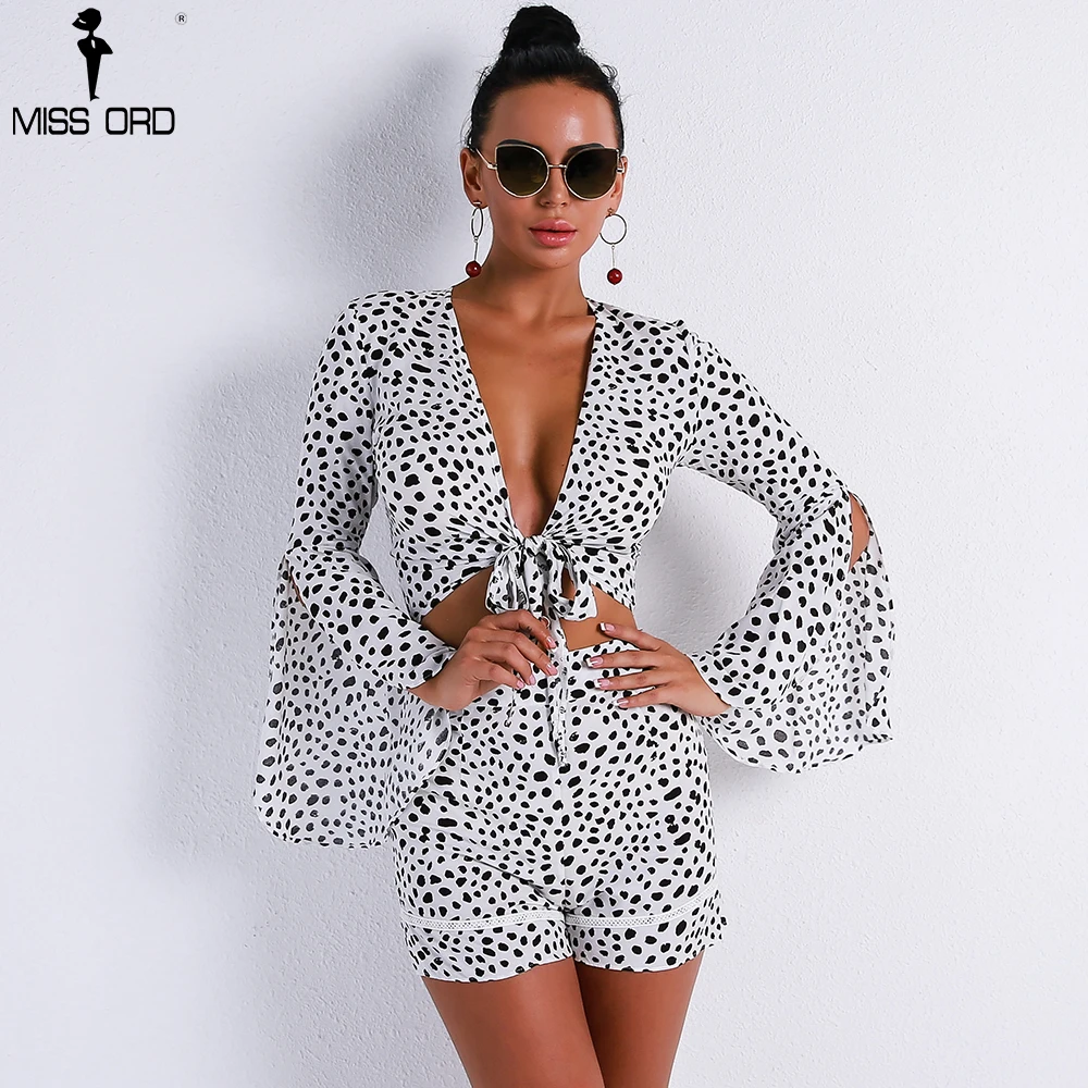Missord 2019 Women Sexy V Neck Speaker Sleeve Two Pcs Set Overalls Print Female Casual Elegant Playsuit FT9256
Missord 2019 Women Sexy V Neck Speaker Sleeve Two Pcs Set Overalls Print Female Casual Elegant Playsuit FT9256