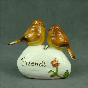 Exquisite Porcelain Bird Lovers Sculpture Ceramic Sparrow Statue Craft Ornament Accessories for Home Decoration and Wedding Gift
Exquisite Porcelain Bird Lovers Sculpture Ceramic Sparrow Statue Craft Ornament Accessories for Home Decoration and Wedding Gift