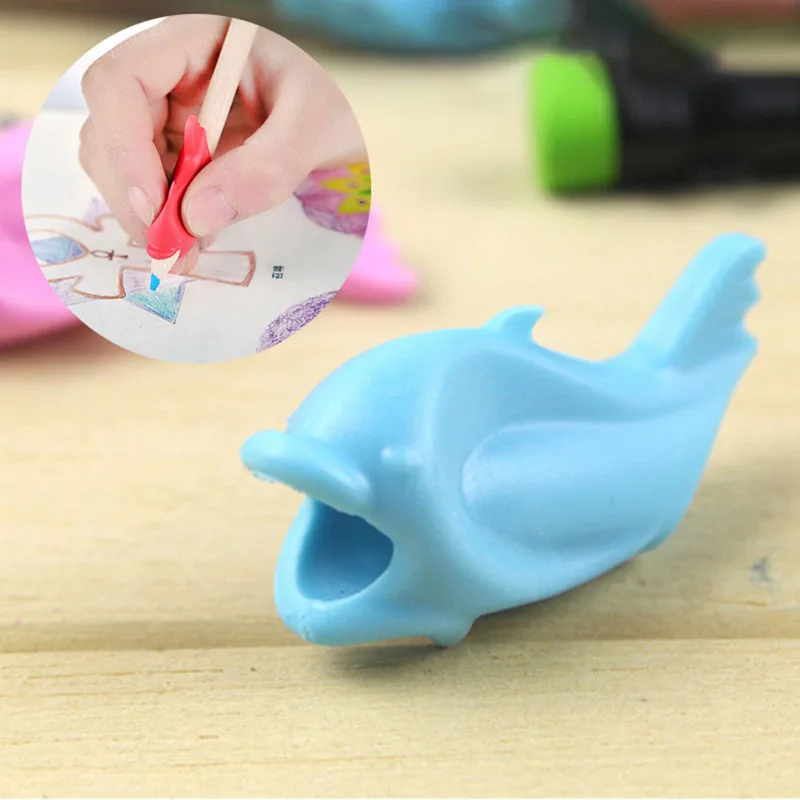 New 5Pcs Hold Drawing Pencil Silicone Dolphin Fish Children Creativity Kids Students Pencil Writing Drawing Protect Finger Toys
New 5Pcs Hold Drawing Pencil Silicone Dolphin Fish Children Creativity Kids Students Pencil Writing Drawing Protect Finger Toys