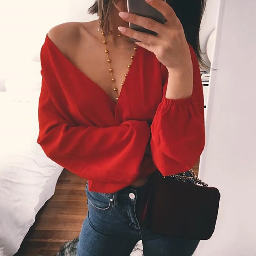 2019 Spring New Fashion Women's Sexy V-neck Long-Sleeved Street Shirt Loose Backless Ladies Shirts Back Bow Elegant Party Blouse
2019 Spring New Fashion Women's Sexy V-neck Long-Sleeved Street Shirt Loose Backless Ladies Shirts Back Bow Elegant Party Blouse